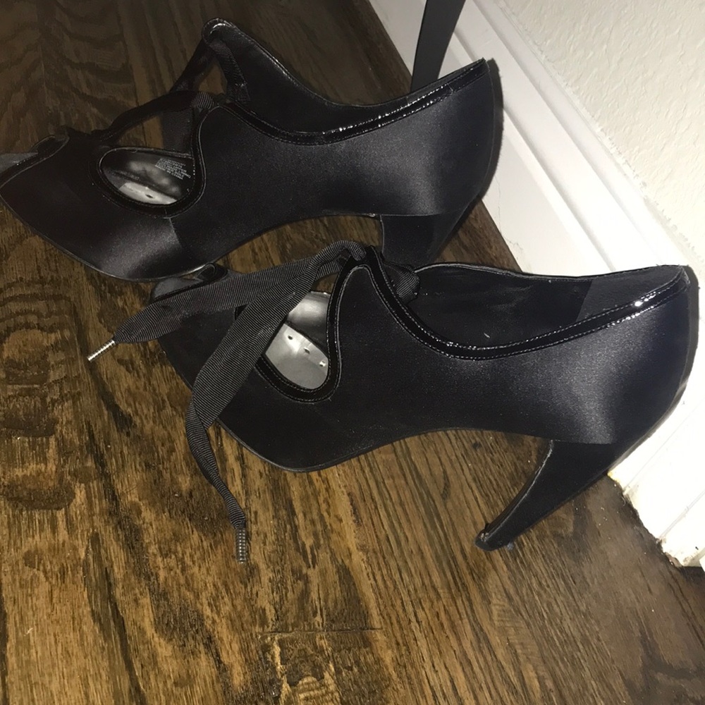Black heels